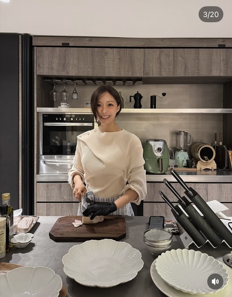 ‘S대 김현승 전무♥‘ 효민, 상다리 부러지겠어…1등 신붓감 인증