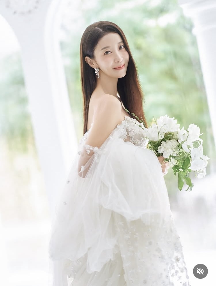 ‘윤정수와 30일 결혼’ 원진서 “매일 따뜻한 온기 속에서”