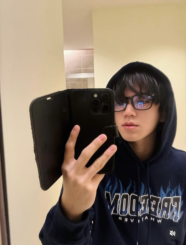 ‘윤민수 子’ 윤후, 90도 직각 어깨 자랑…후드로도 훈남 포스