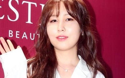 [종합] 권진아, 10년 만에 결별했다…"갑자기 눈물이 나, 한마디에 울컥" ('라스')