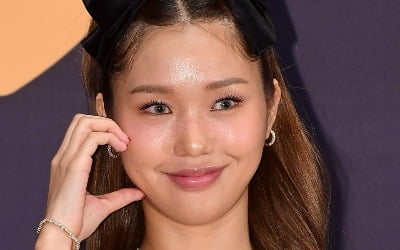 '30대' 오마이걸 미미, 모태솔로 이유 밝혔다…"바빠서 연애할 시간 없어" ('백반기행')