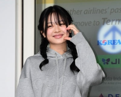 ニュージーンズのハニ、未だ帰国せず - 南極滞在の謎