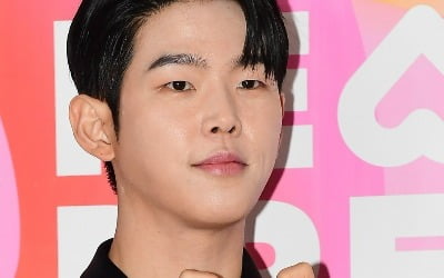 폴킴, 9년 열애 후 결혼했다더니…"♥아내 허락 없이는 5만원도 못써" ('돌싱포맨')