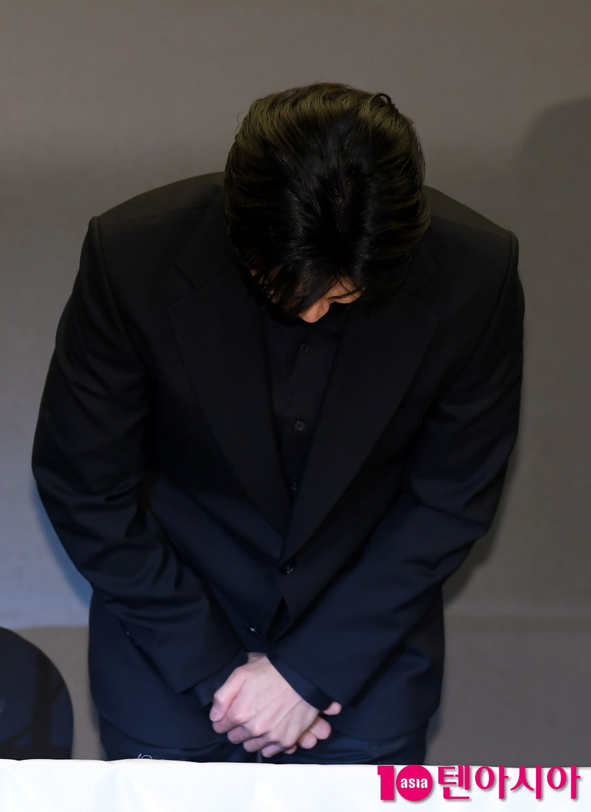 "故 김새론 유족, 사실상 범죄 시인"…김수현 측, 20억 소송도 본격화 [TEN이슈]