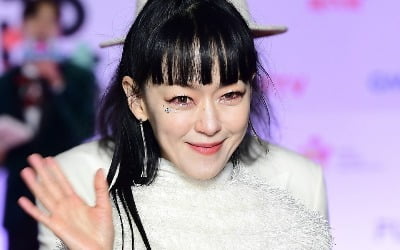 '뇌 신경마비' 김윤아, 심경 밝혔다…"언제 죽을지 몰라, 인생 기로에 놓여" ('쓰담쓰담')