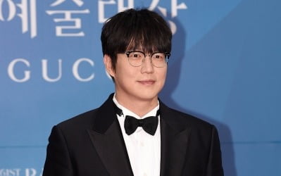 [공식] 성시경 측 "前 매니저에게 배신당해, 정확한 금전적 피해 범위 확인 중" [TEN이슈]