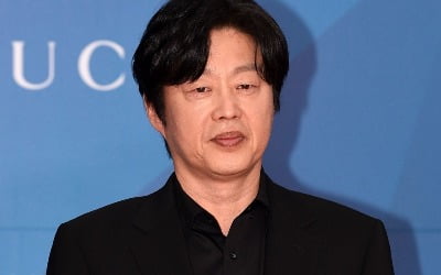 '54세 미혼' 유명 배우, 셰프로 데뷔한다…감독 이어 초밥왕 도전, "가르침 받아" ('바달집')