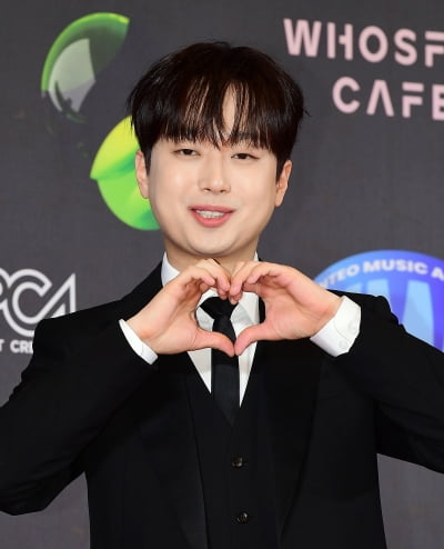 이찬원, 생일날 겹경사 났다…'음악중심' 1위