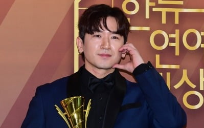 '11세 연하♥' 이민우, 내년 3월 백년가약 맺는다…"복덩이 들어와, 명예 살아날 것" ('살림남')