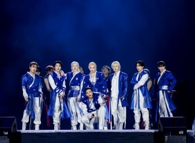 스트레이 키즈, 테일러 스위프트 뒤잇는다…스포티파이 신기록 세워