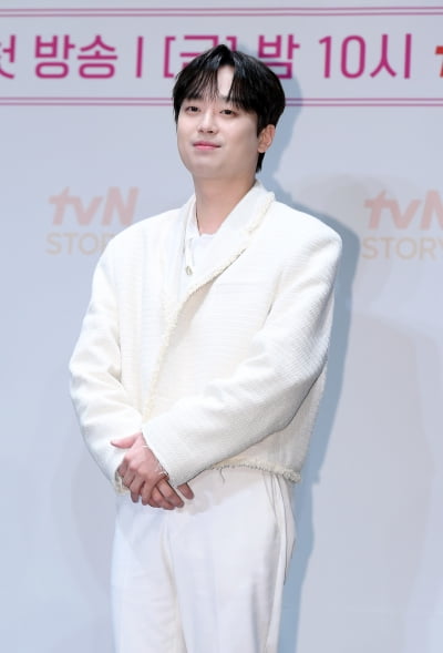 "'찬또위키'만큼 모든 걸 알아"…이찬원 놀란 '이것' 뭐길래('트랜스휴먼')