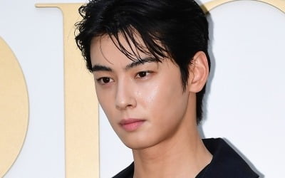 차은우, 군인이지만 활동 공백 없다…풍성 콘텐츠로 소통 활발