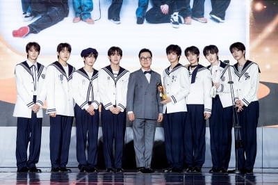 유어즈, 아시아모델어워즈 신인상 수상[TEN포토]