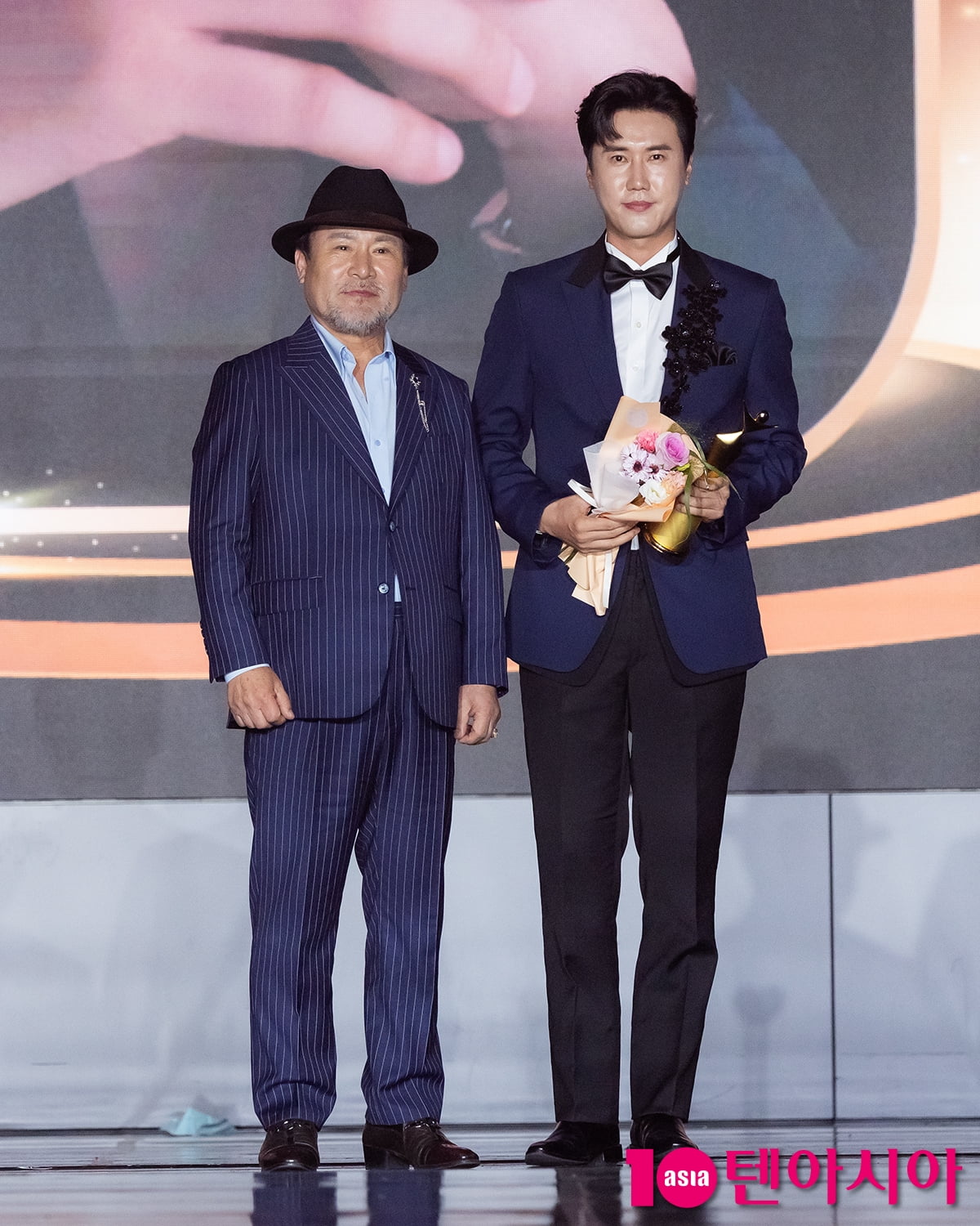 신성, 아시아모델어워즈 트로트 부문 수상[TEN포토]