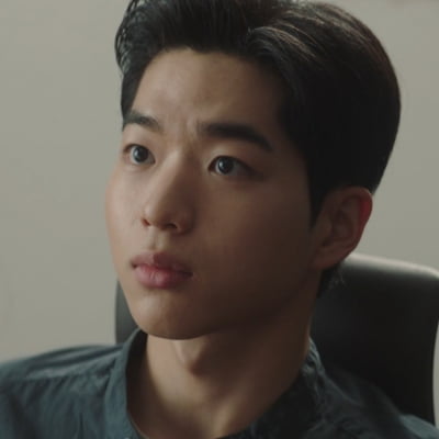 데뷔 1년 만에 드라마 6개 캐스팅 휩쓴 22세 신인 남배우…추영우 이어 류승룡과 호흡 ('김부장')