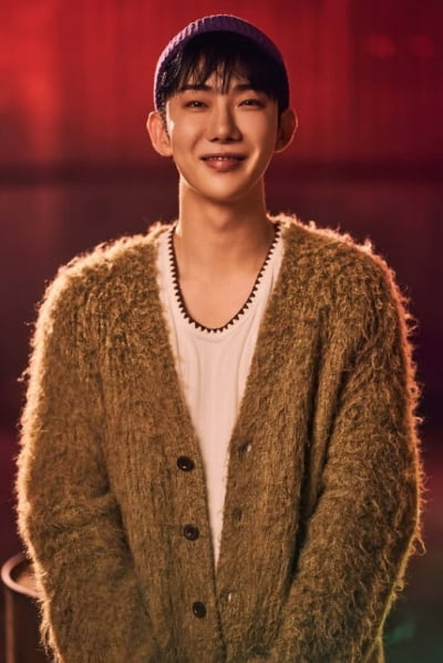 [전문] 조권, 갑작스레 전한 안타까운 소식 "암 전이 속도 빨라…곧 항암 치료"