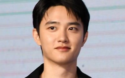 도경수, 데뷔 23년 차에 제대로 터졌다…'조각도시'로 얼굴 갈아 끼운 만능캐 [TEN피플]