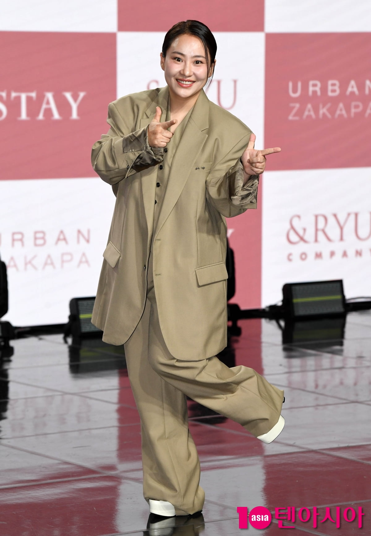 어반자카파 조현아, 화려한 오버핏[TEN포토+]