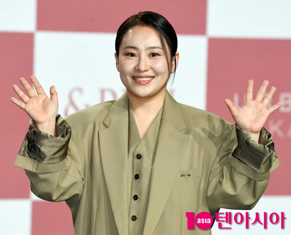 어반자카파 조현아, 화려한 오버핏[TEN포토+]