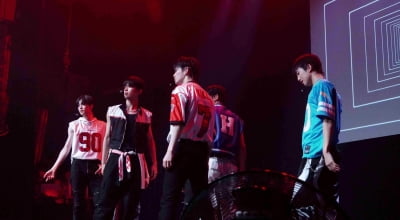 '보플' 파생 그룹, 마침내 기쁜 소식 알렸다…계약 여부 긍정 논의 중이라더니 해외 투어 성료