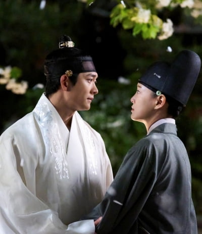 MBC, 4개월째 1%대 시청률 꼴찌라더니…강태오 "♥김세정과 서로의 진심을 비춰줘" ('이강달')