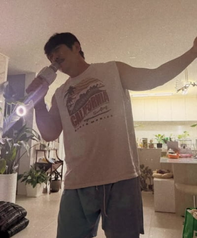 '두 자매 아빠' KCM, 셋째까지 딸이다…"세 공주들 한정 콘서트"