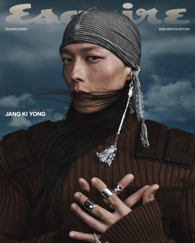 장기용, 안은진과 ♥핑크빛 호흡 맞췄다더니…"키스신 정말 많아" [화보]