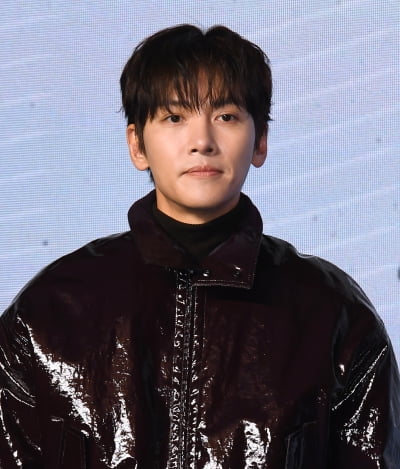 지창욱, 한 캐릭터로 두 탕째…장르물 장인으로 거듭났다[TEN피플]