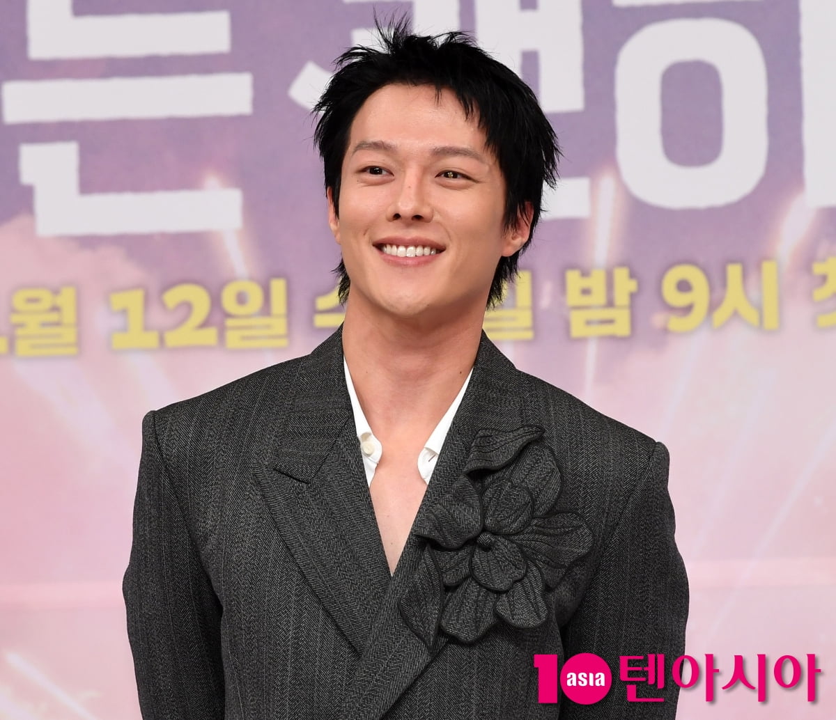 장기용, 남성미 넘치는 외모[TEN포토+]