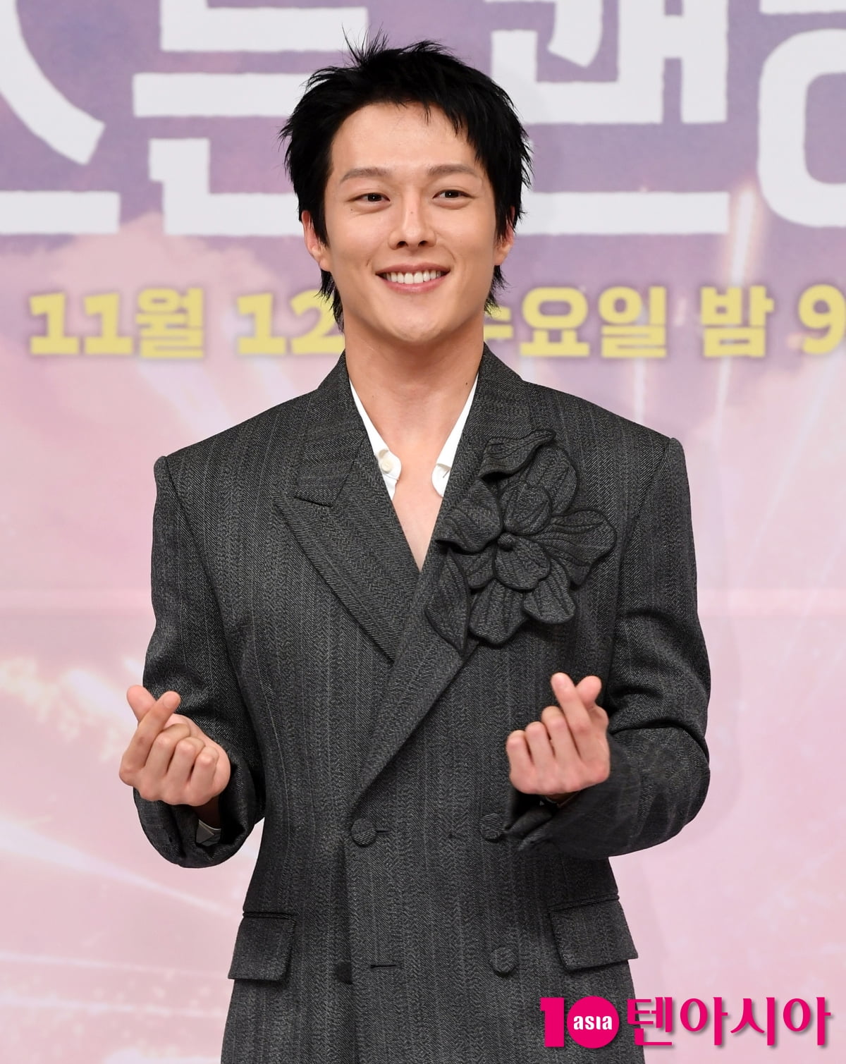 장기용, 남성미 넘치는 외모[TEN포토+]