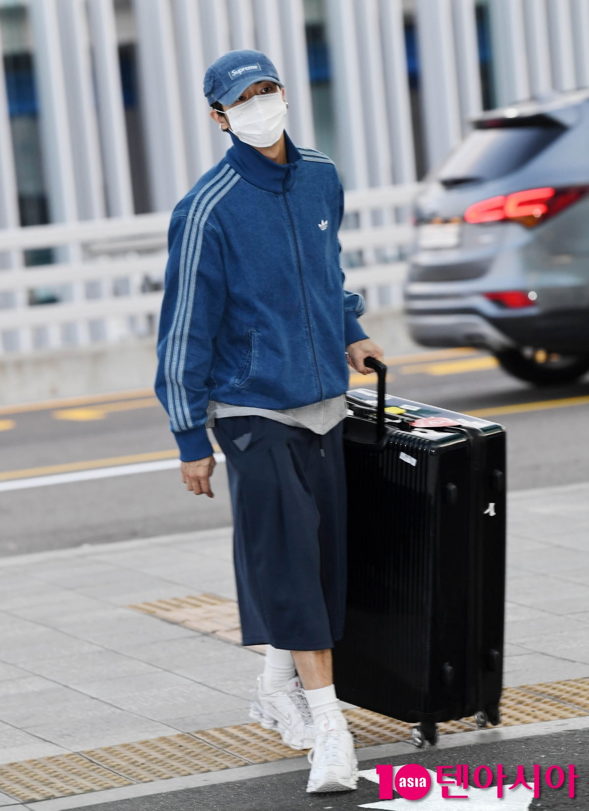 추영우, 깔끔한 꾸안꾸 공항패션[TEN포토+]
