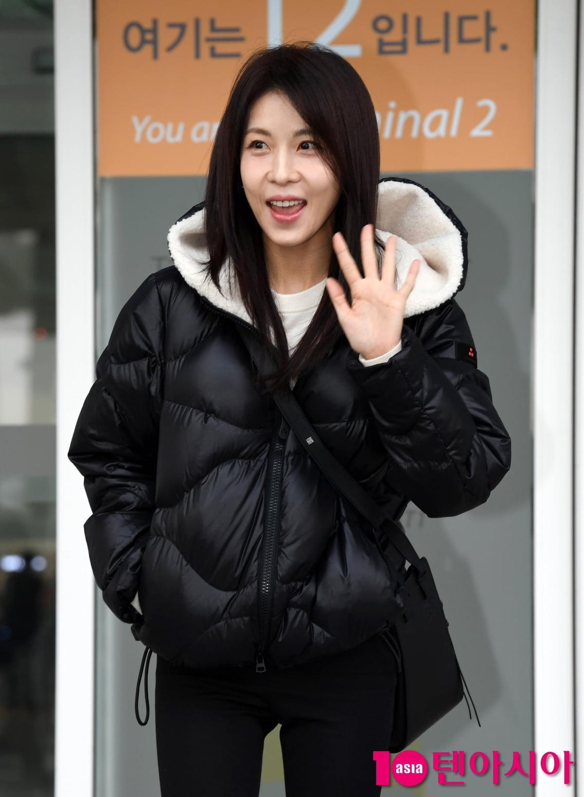 하지원, 싱그러움 넘치는 공항패션[TEN포토+]