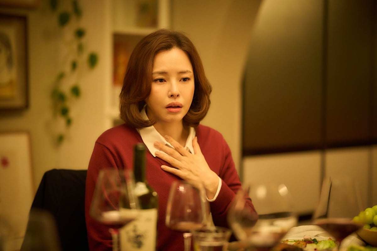 공효진, 윗집과 식사 자리서 파격적 대화 나눴다…♥남편은 불편한 기색('윗집 사람들')