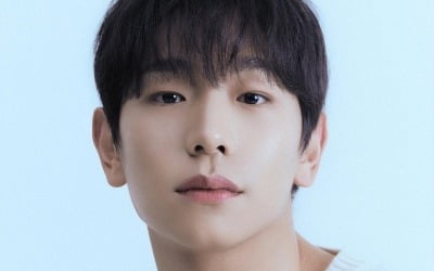 [공식] 한예종 출신에 노래까지 출중한 미남 남배우…한소희와 한솥밥, 신주협 9아토行