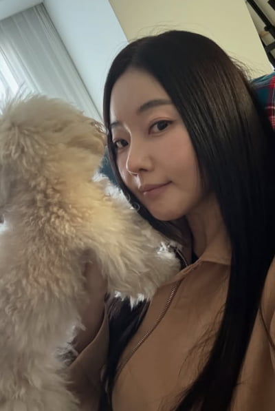 김사랑, 50대를 앞두고 있는데…탱탱한 피부 탄력에 '깜짝'