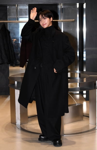 에이티즈 성화, 비주얼 폭발...매력있는 남자[TEN포토+]