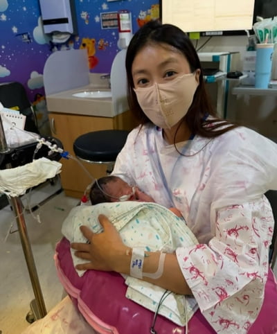 이시영, 1박에 360만원 조리원에 '유모차' 협찬