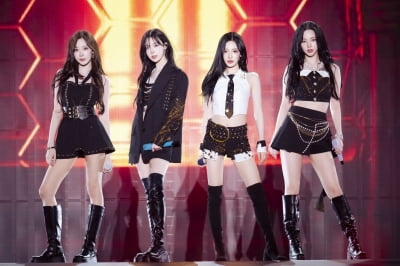 에스파, 내년 도쿄돔·쿄세라돔 공연…세 번째 월드투어 잘 나가네