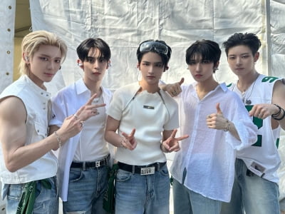 나우즈, 마카오도 홀렸다…워터밤서 신곡 최초 공개