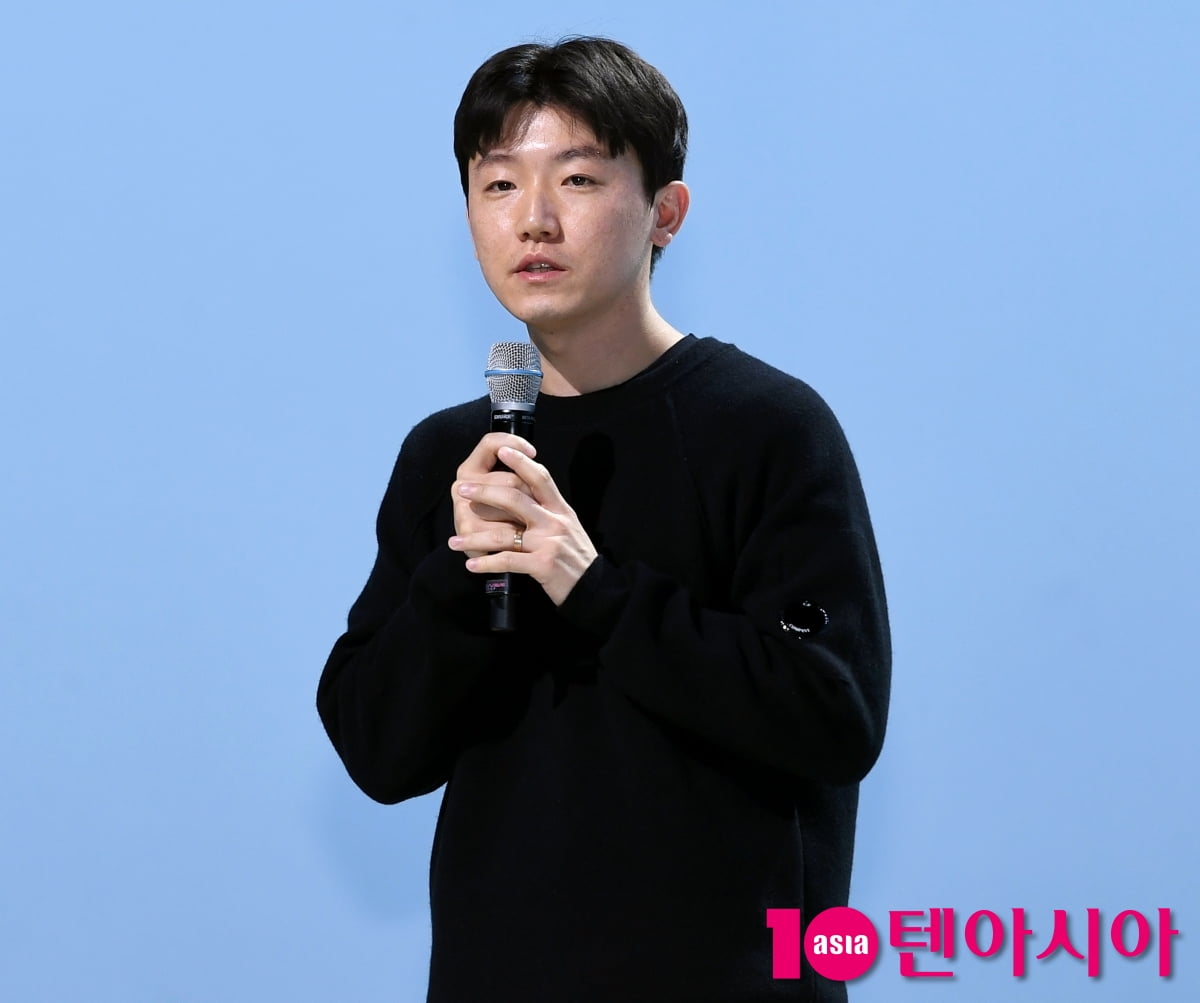 인사말 하는 엠빅 만든 윤범노 대표 [TEN포토]