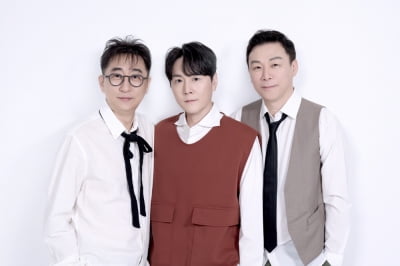 플라워, 데뷔 26주년 콘서트 개최…깜짝 크리스마스 선물