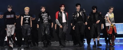 '평균 나이 19세' 클유아, 한창 젖살 빠질 나이…"많이 잘생겨졌죠?"