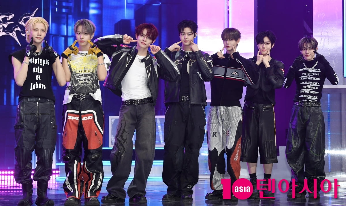 클로즈 유어 아이즈, 미니 3집 '블랙아웃'으로 컴백[TEN포토+]