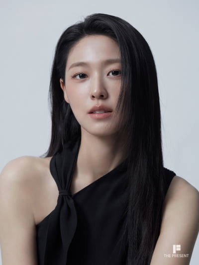 김설현, 위버스 공식 오픈