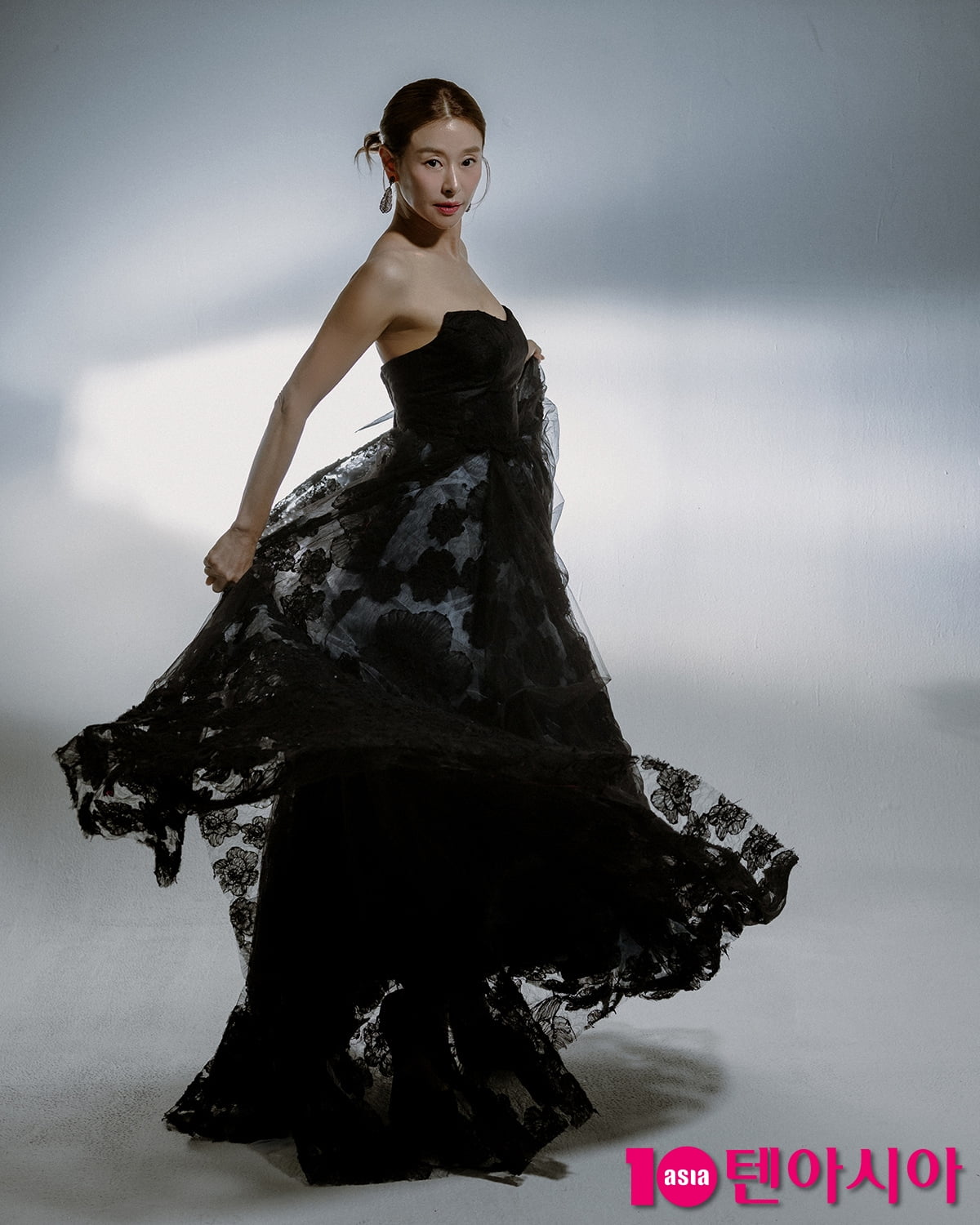 예지원, 오프숄더로 여배우 느낌 물씬[TEN포토+]