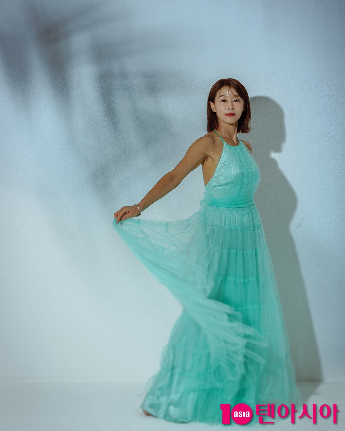 예지원, 오프숄더로 여배우 느낌 물씬[TEN포토+]