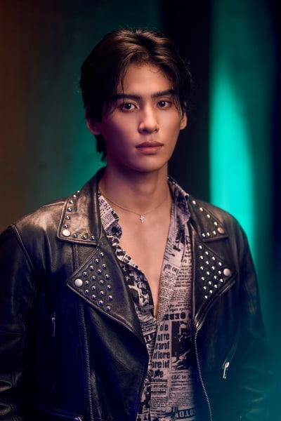 ユ・テヤン、ミュージカル『レント』で初公演を成功裏に終了