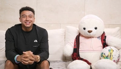 '연봉 18억' 미혼부 축구 선수, '나혼산' 뜬다…주인공은 '맨유 출신' 제시 린가드