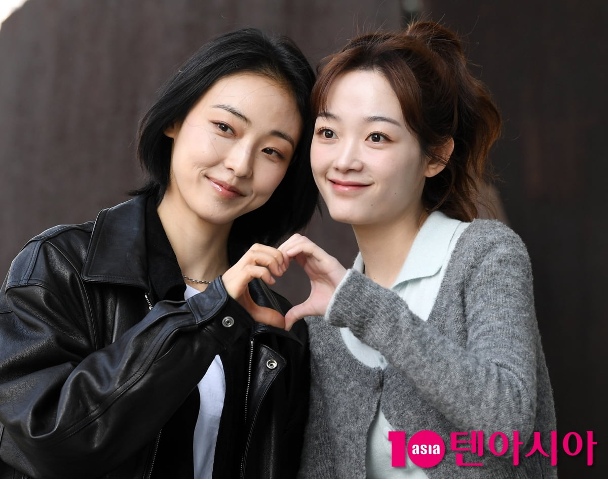 전소니-이유미, 가을 햇살도 질투하는 미모[TEN포토+]