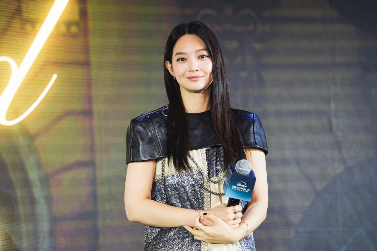 신민아, 유명 배우로서 속마음 고백했다…"늘 신경 쓰고 배우려고 해"('재혼 황후')